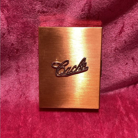 Vintage 1950’s CACHÉ Money compact - Picture 2 of 5